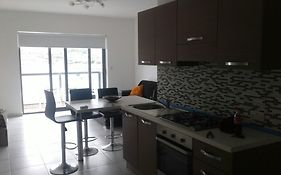 Apartment On Luzzu Street